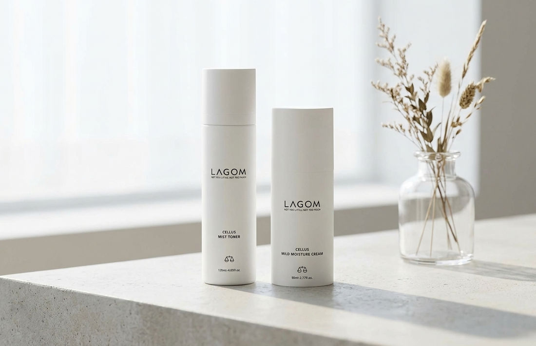 Flaconi di Lagom Cellus Mist Toner e Lagom Cellus Mild Moisture Cream posizionati su una superficie chiara in un ambiente luminoso.